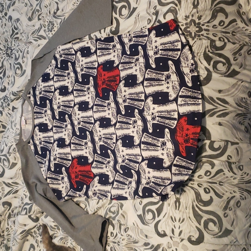 L lularoe patriotic Randy tee